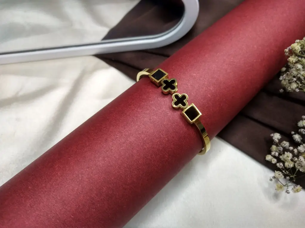 Prats Clover & Square Bracelet