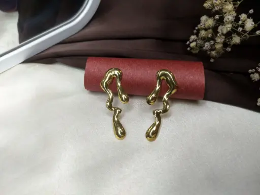 Prats Fluid Drop Earrings