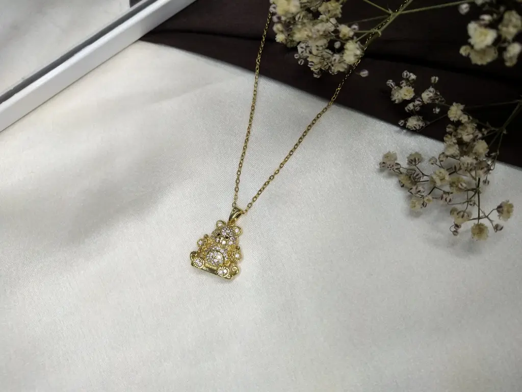 Prats Golden Bear Pendant